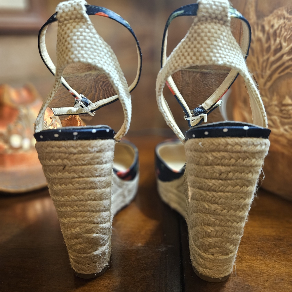 Jessica Simpson Black Cherry Floral Wedges - Picture 5 of 9